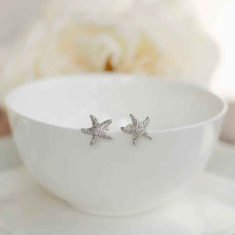 Beach Wedding | REVERSIBLE Pearl Starfish Earrings | Bridesmaid jewelry | Bridesmaid Gifts | Bridesmaid Earrings | Pearl Earrings |