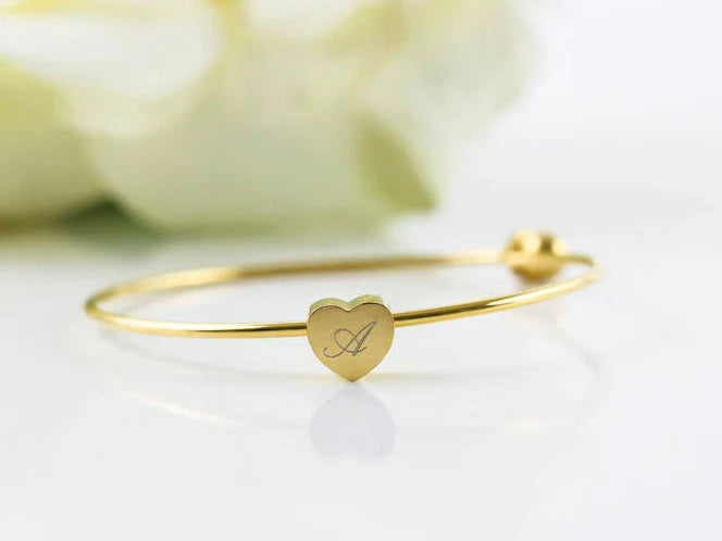 Flower Girl Jewelry Proposal Gift Engraved Monogram Initial Heart Charm Bangle Bracelet for Little Girls Jewelry with Meaningful Messages
