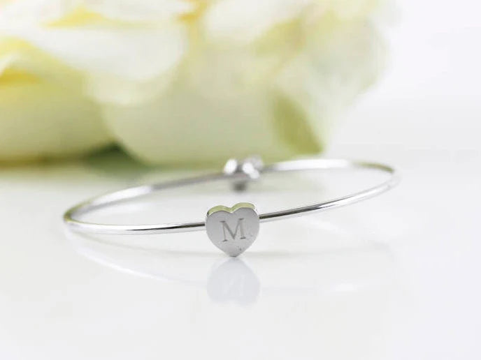 Flower Girl Jewelry Proposal Gift Engraved Monogram Initial Heart Charm Bangle Bracelet for Little Girls Jewelry with Meaningful Messages