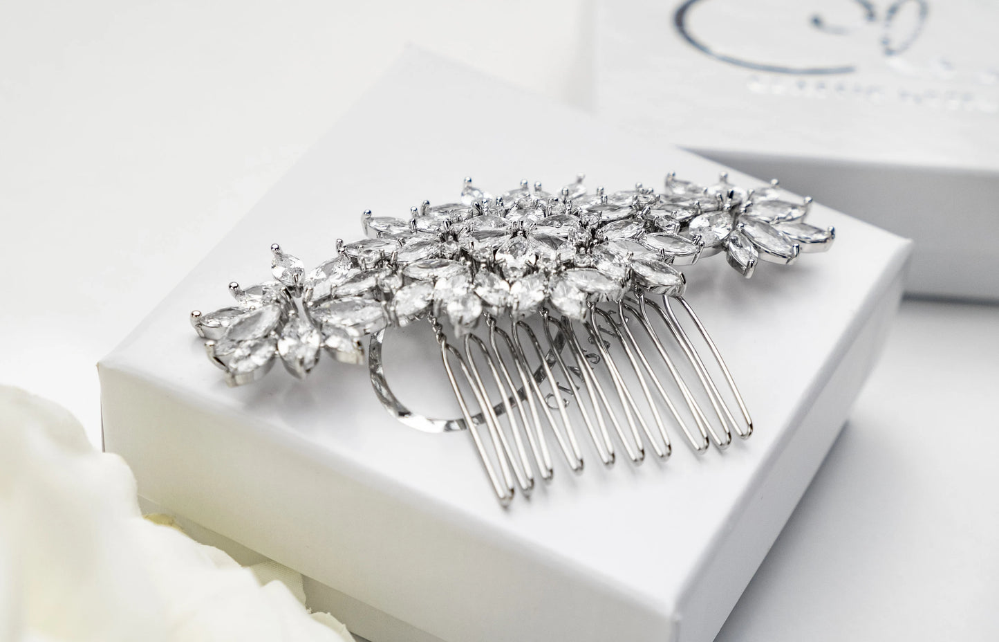 Crystal Bridal Comb Hairpiece | Bridal Crystal Hair Accessory | Floral Crystal Wedding Comb for Brides | Silver Crystal Bridal Headpiece